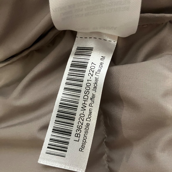 Quince Responsible Down Puffer Jacket Size Medium - Picture 6 of 8